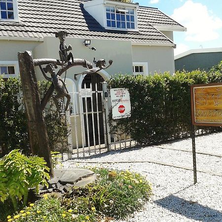 Jembjo'S Knysna Lodge & Backpackers Екстериор снимка