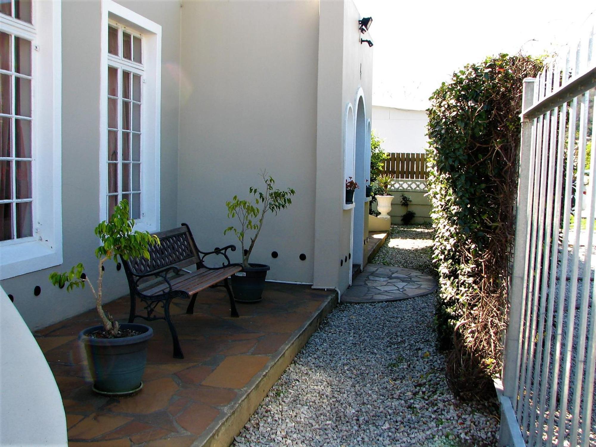 Jembjo'S Knysna Lodge & Backpackers Екстериор снимка