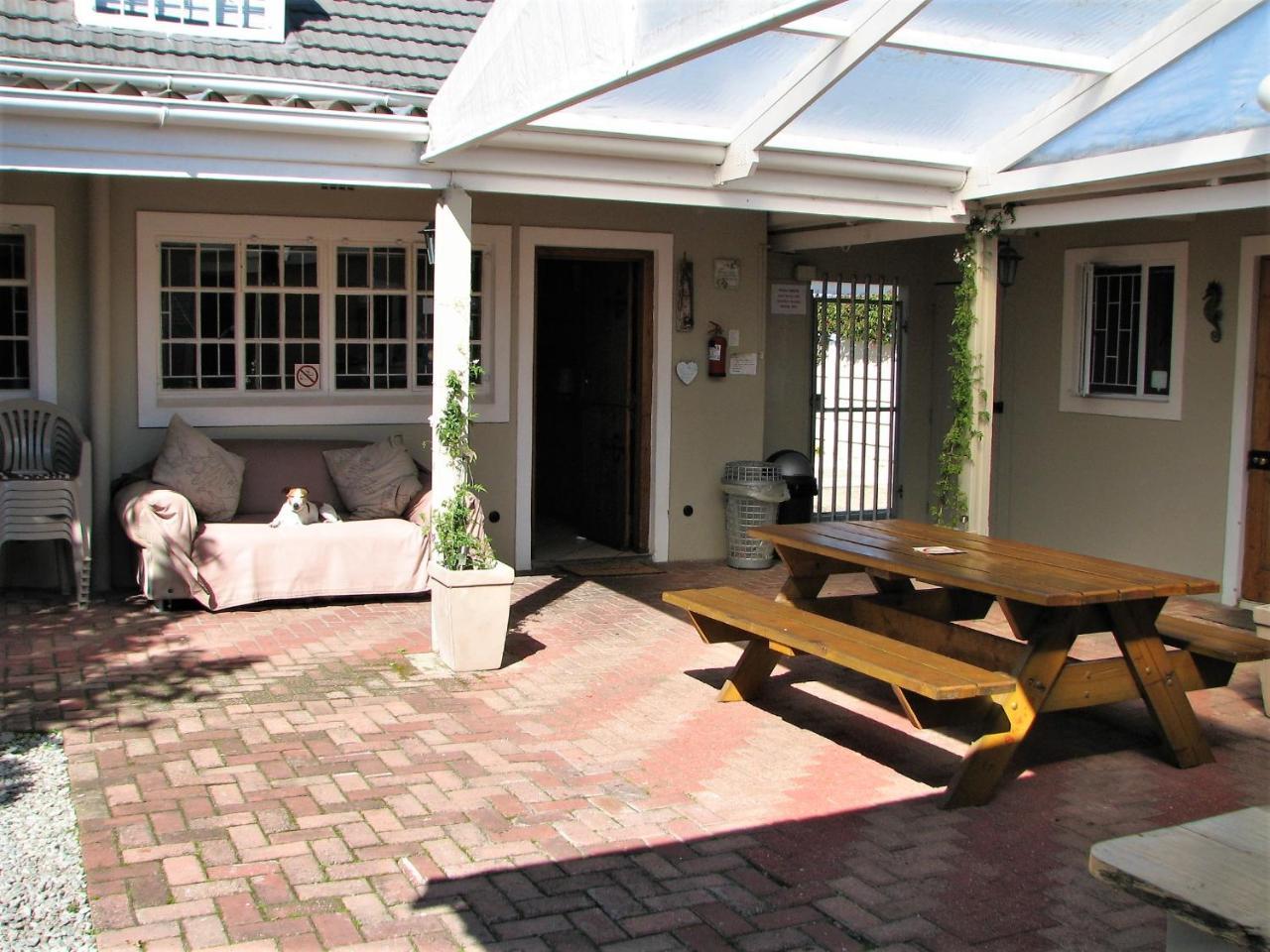 Jembjo'S Knysna Lodge & Backpackers Екстериор снимка