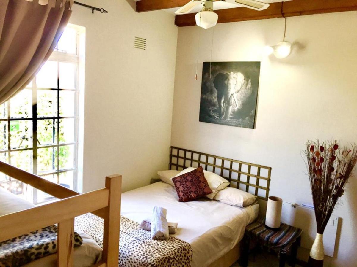 Jembjo'S Knysna Lodge & Backpackers Екстериор снимка